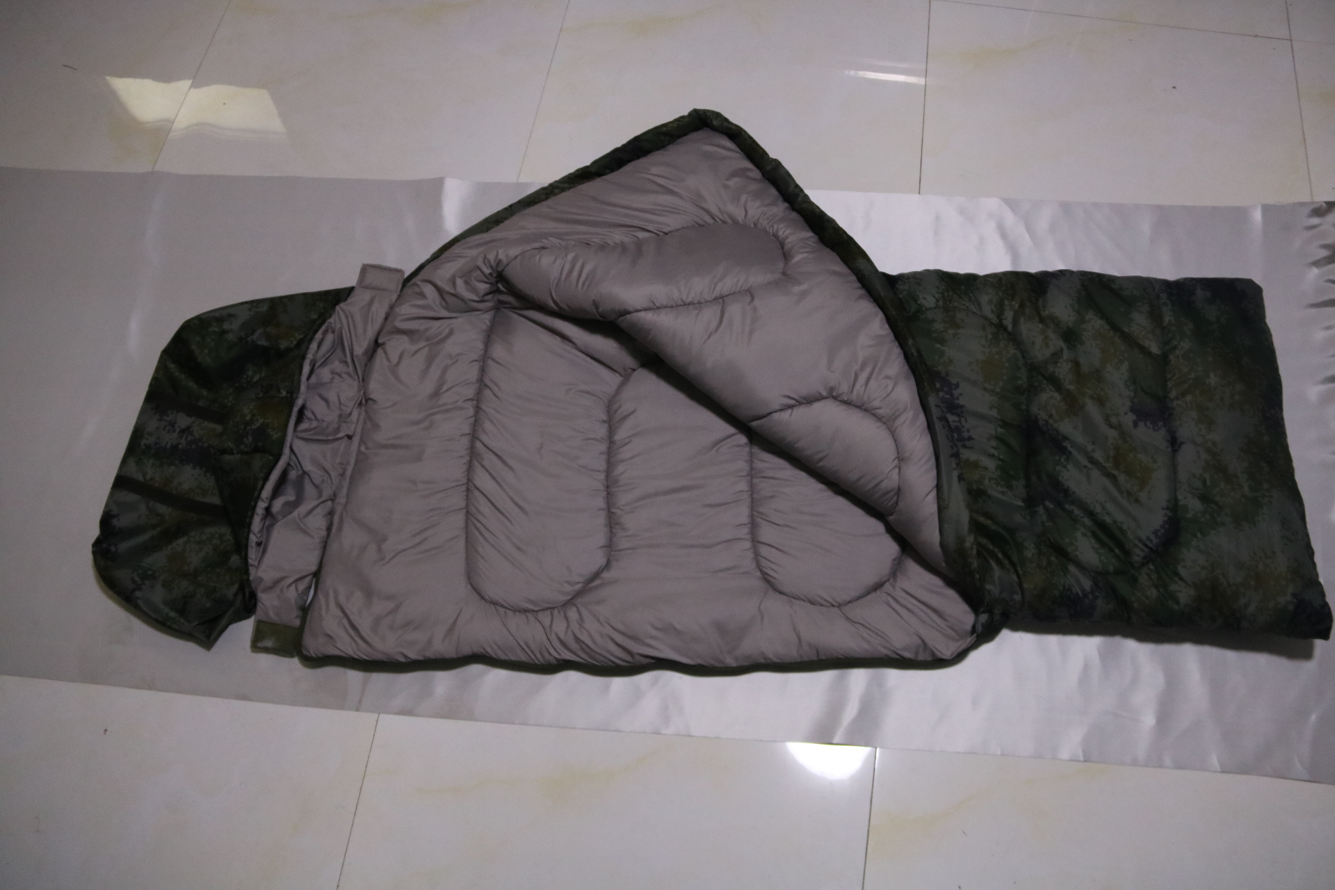 睡袋的外型分類有哪些？